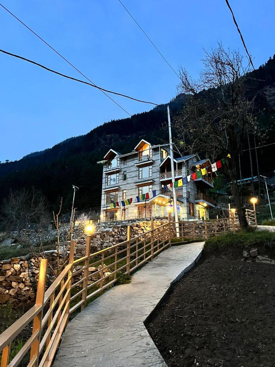 Hotel The Rohtang Chalet Manāli Exterior foto