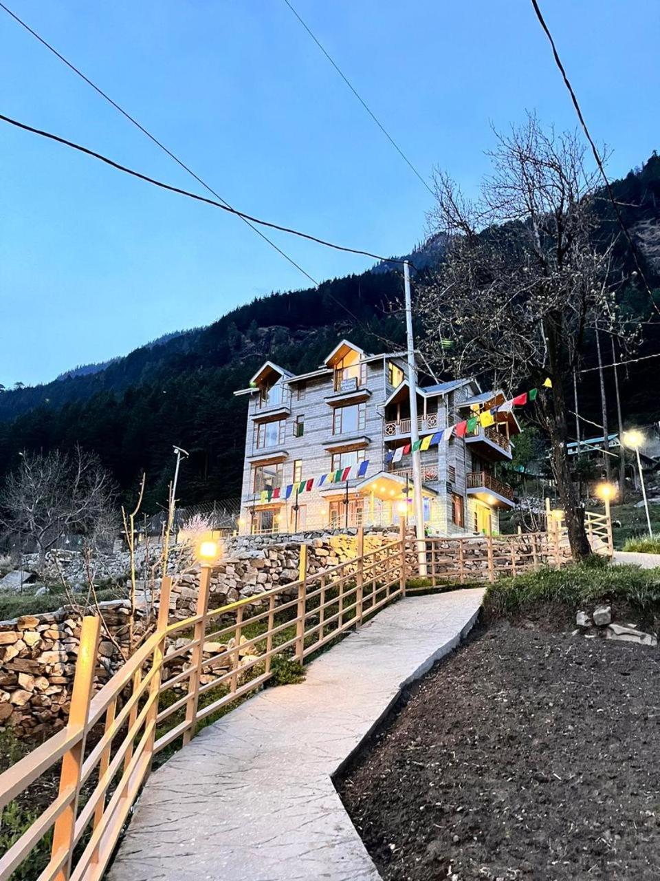 Hotel The Rohtang Chalet Manāli Exterior foto